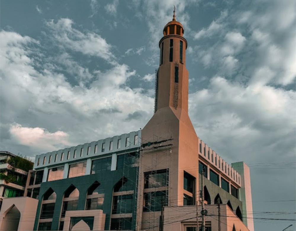 Adams Masjid by day